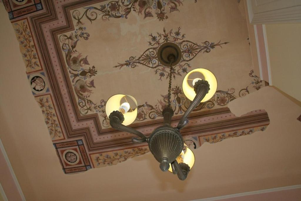 Archontiko Eleni Hotel Андрос Экстерьер фото